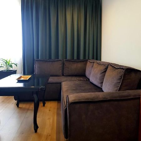 Apartament Czarlinskiego Thorn Exterior foto